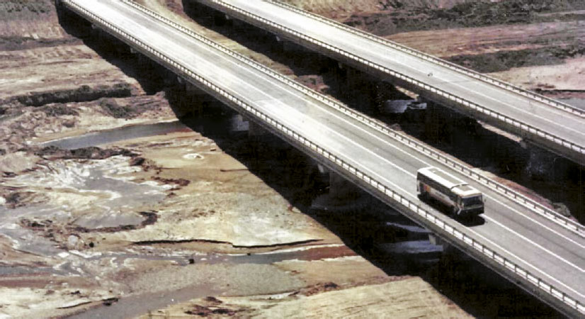 somenson-loudet-puente-sobre-rio-mendoza